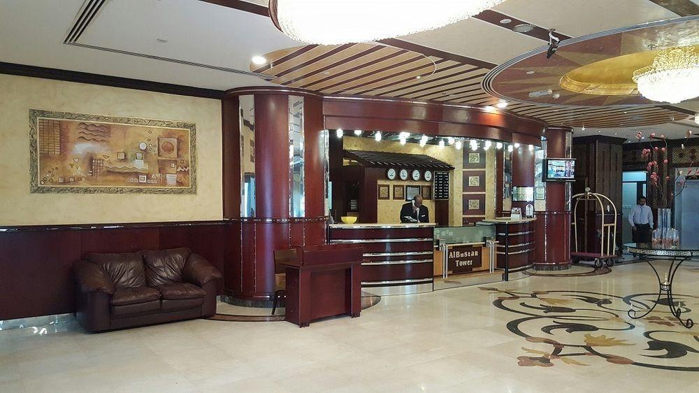 布斯坦塔楼套房酒店 沙迦 外观 照片